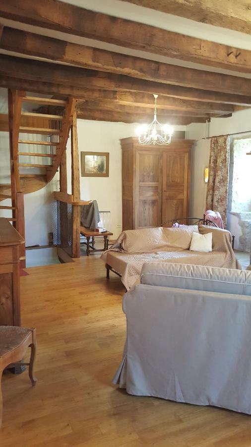 Gite De Souilhol Villa Issendolus Ngoại thất bức ảnh